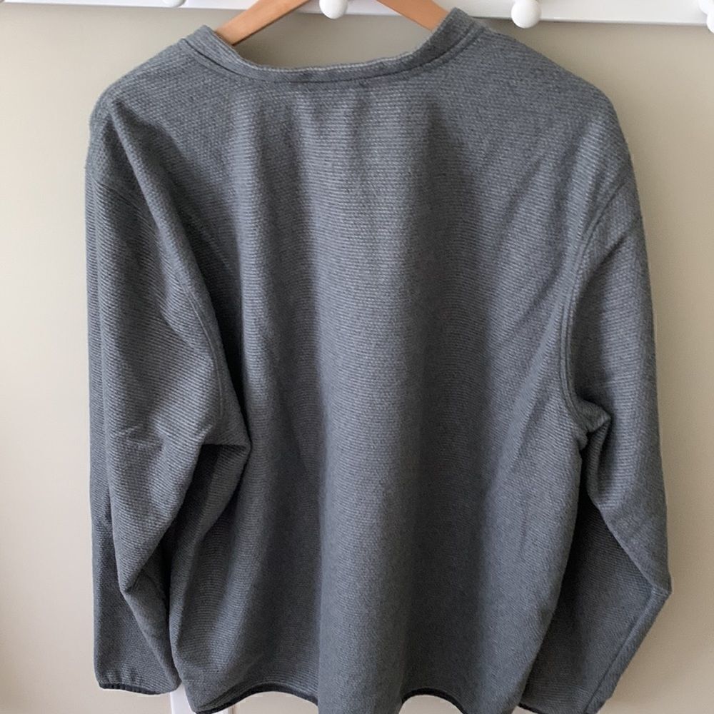 Lands End pullover  - Picture 4 of 4